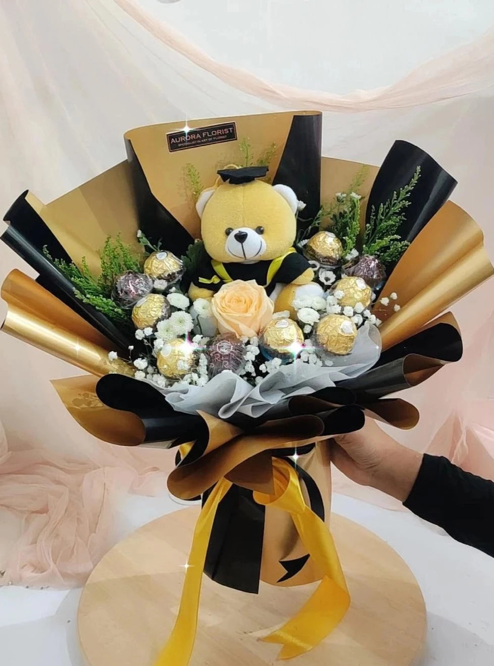 Bouquet Graduation Fererro Fresh
