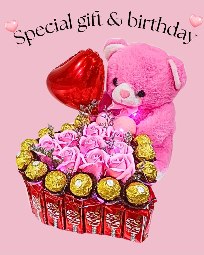 Box Love Eternal Flower With Ferrero (Medium)