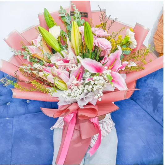 Big Fragrant Lilies - Valentine's Day